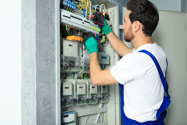 Best 24-Hour Electrician  in Castle Point, MO